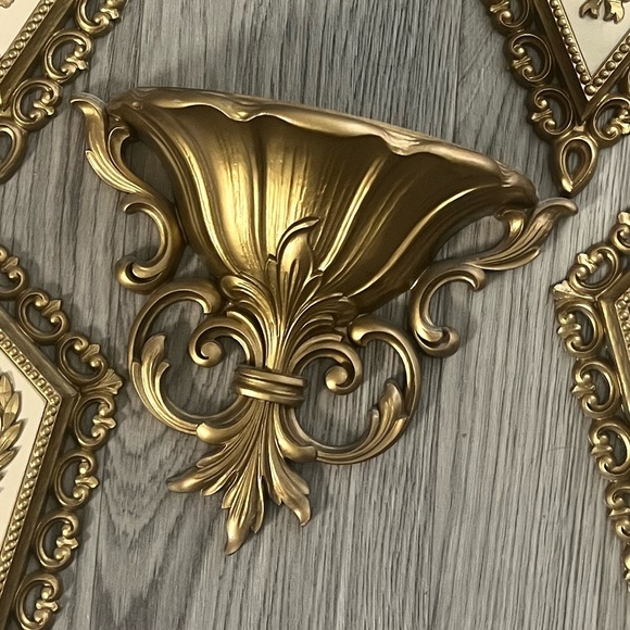 MCM Gold and Cream Wall Decor Set - Picture 7 of 7